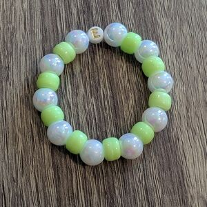 Green and White Beaded Bracelet